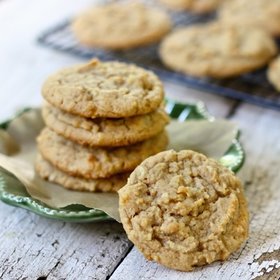A perfect fall dessert- Apple peanut butter cookies